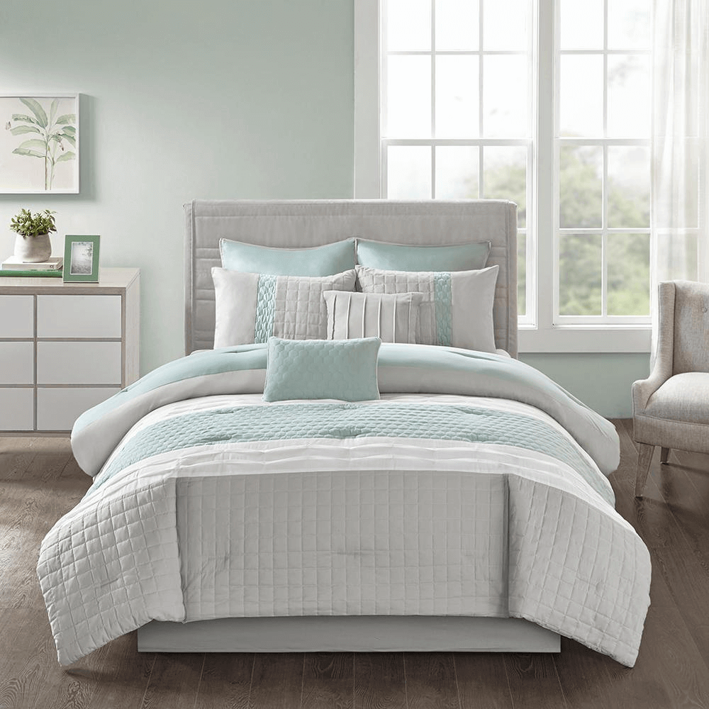 8 Piece Aqua Comforter Set - 3