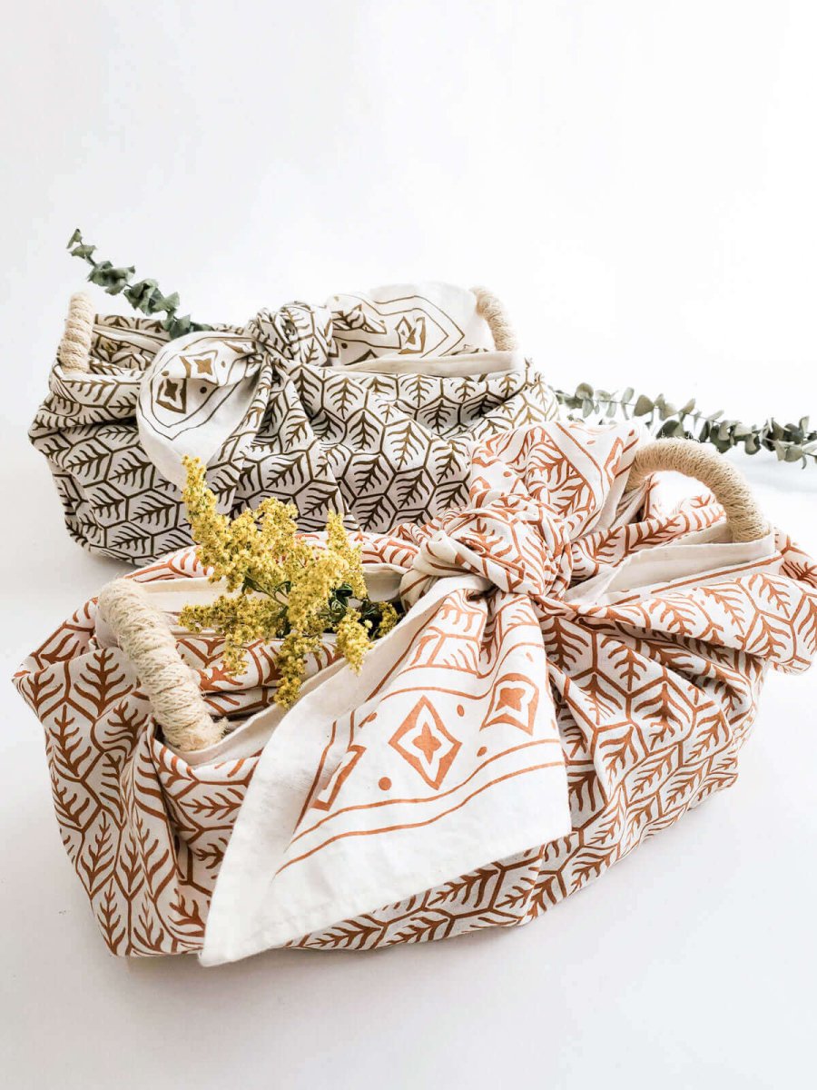 Bread Warmer & Basket Gift Set with Tea Towel - Flower - Hearth Home & Living